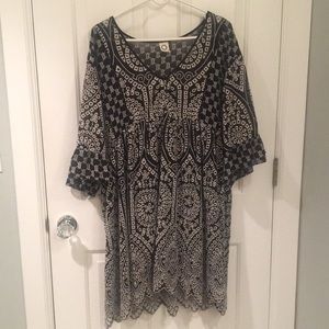 Gorgeous Anthropologie black embroidered dress